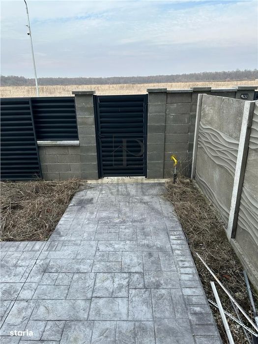 Duplex de calitate - proiect modern   - spatii generoase