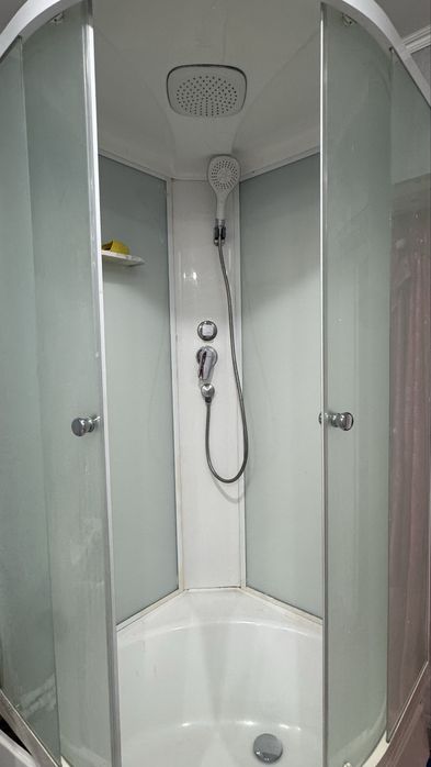 Продам душевую кабину