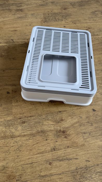 Продается кошачий лоток