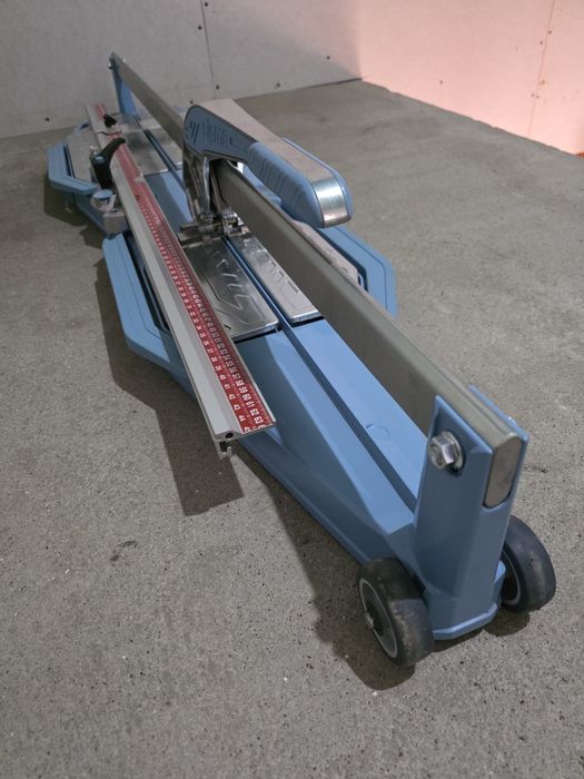 Vând mașină de tăiat Sigma 125cm