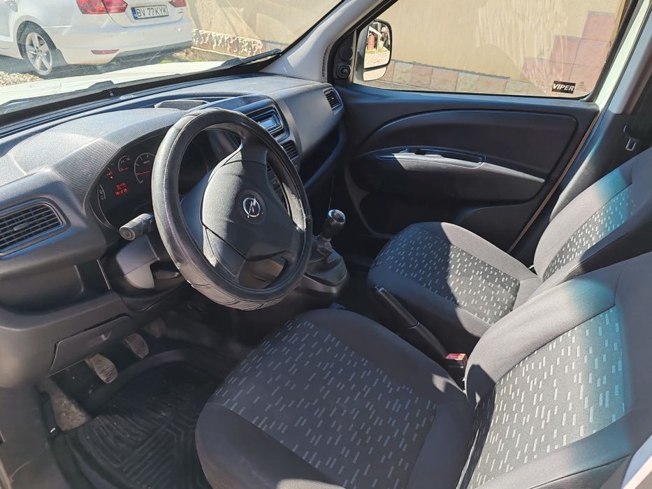 Opel combo lung 2016