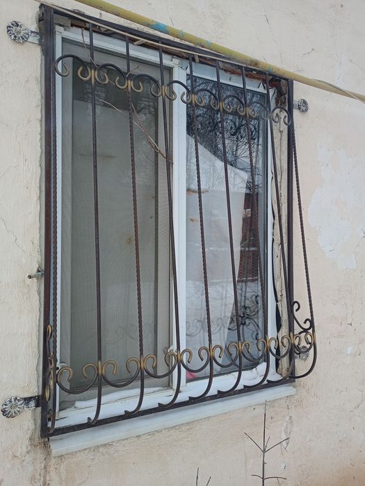 Решётки на окна продам дёшево