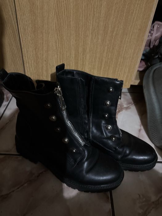 Ghete negre cu fermoar dama din piele