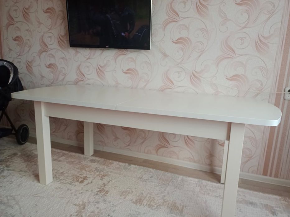 Стол на 12 персон