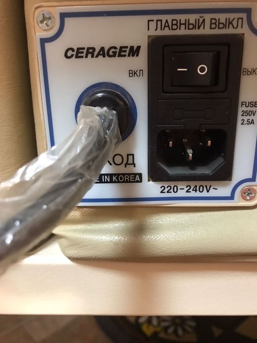 Массажная кушетка CERAGEM MASTER