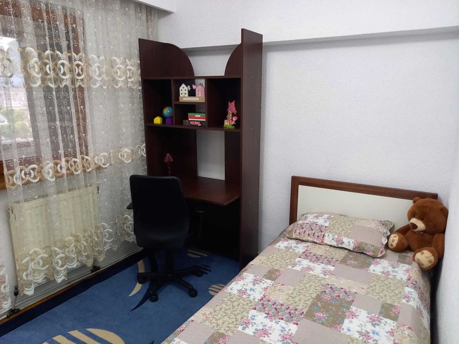 Apartament 4 camere zona Stadion