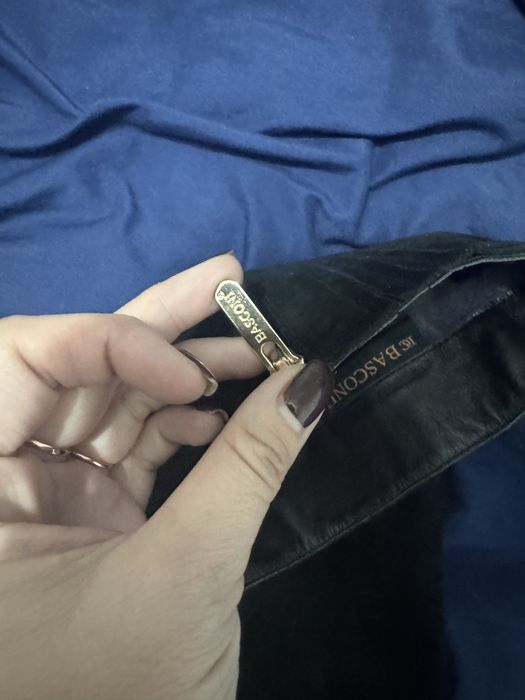 Продам осенние сапоги баскони