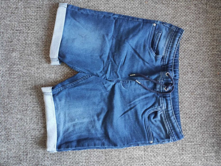 Продам шорты . CNECK, RAINBOV   Германия