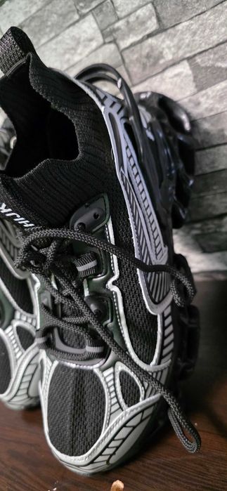 Продавам чисто нови обувки