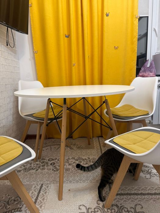 Продам Стол + стулья