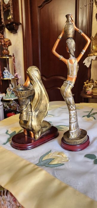 Статуэтки Африканки