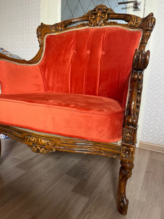 Кресло после реставрации