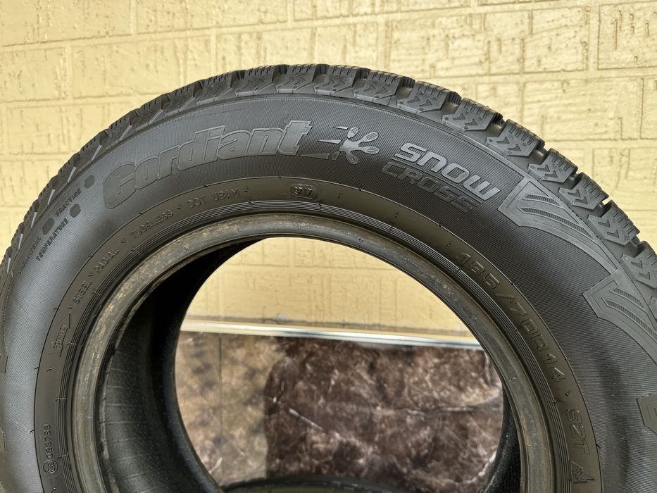 Зимний шины 4-штук