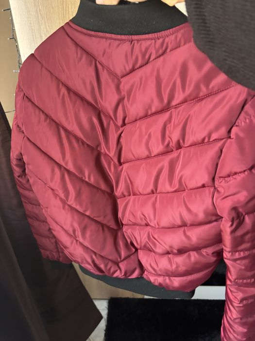 Дамско късо зимно яке