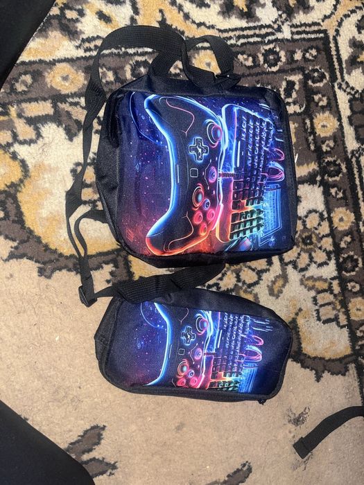 Рюкзак Новый, с барсеткой и пеналом.