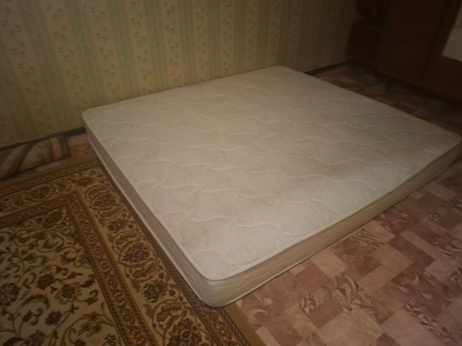 Отдам даром матрас