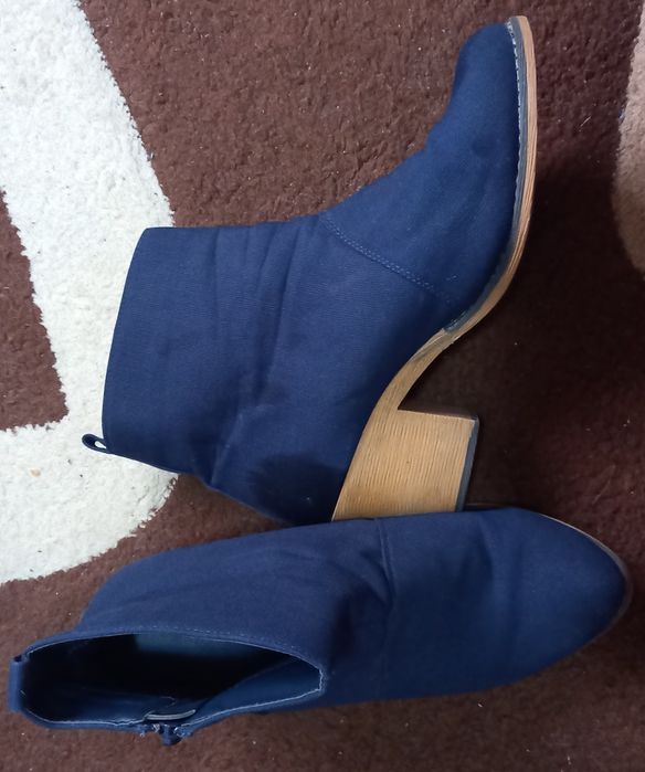 Botine nr. 40, int. 26 cm