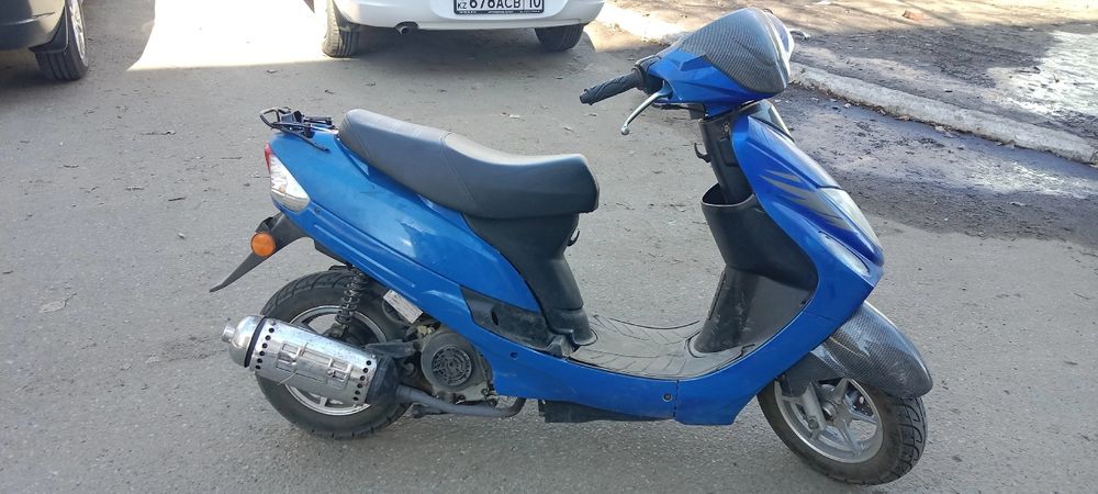 Продам скутер 90сс