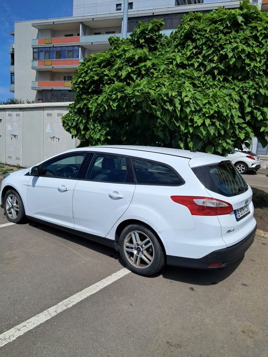FORD Focus 2014 — imagine 5