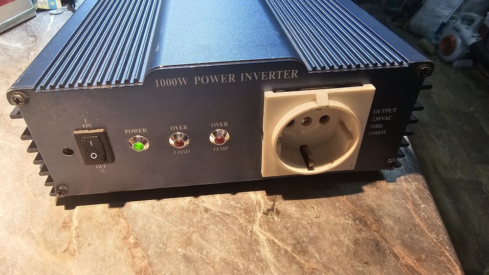 Инвертор, преобразователь,12 в 220в