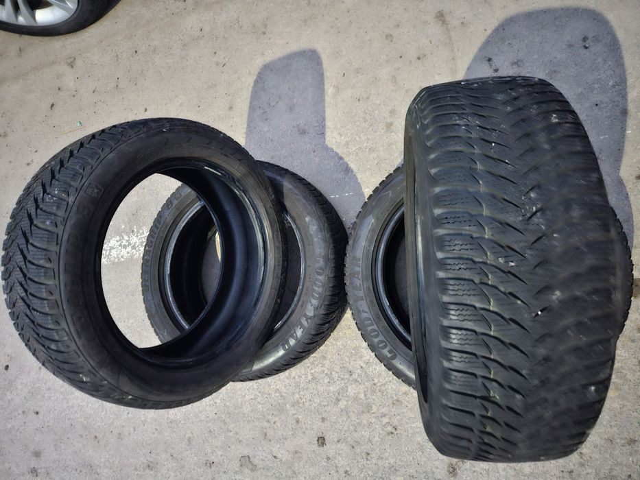 Vând cauciucuri iarna/vara