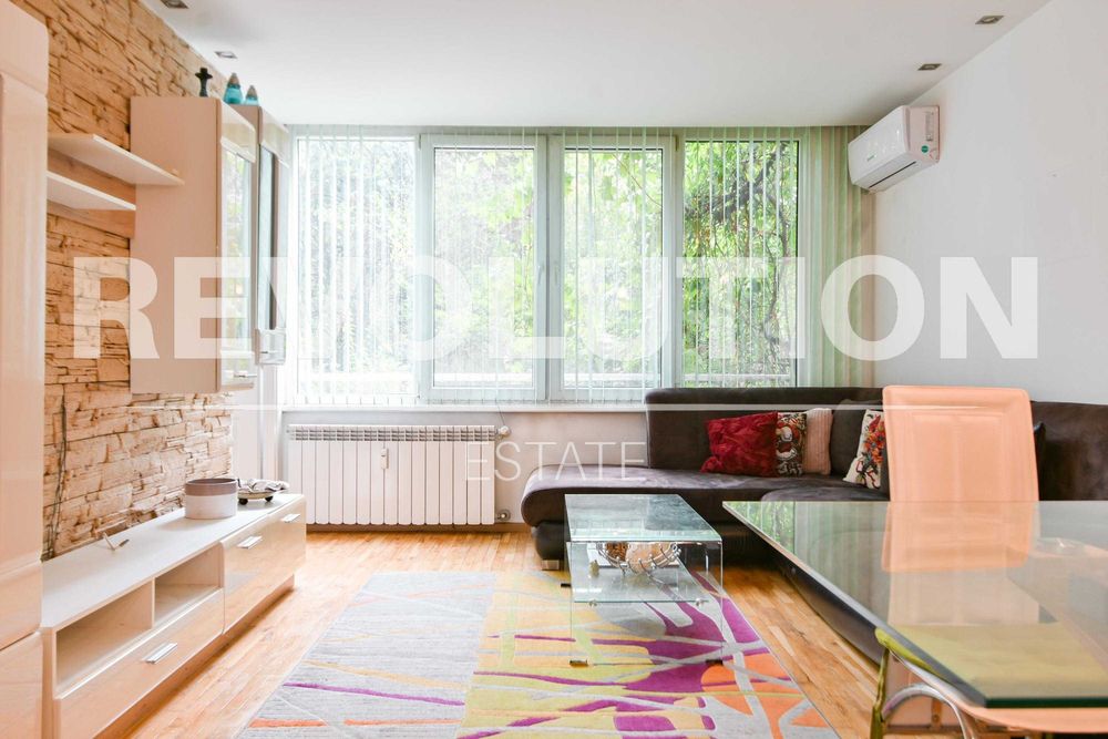 Продава се Тристаен апартамент в София, Изгрев - 90 кв.м за 3556 €/кв.м - Снимка #3