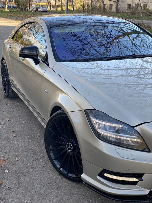 Mercedes Benz CLS 3,5 KEYLESS GO..
