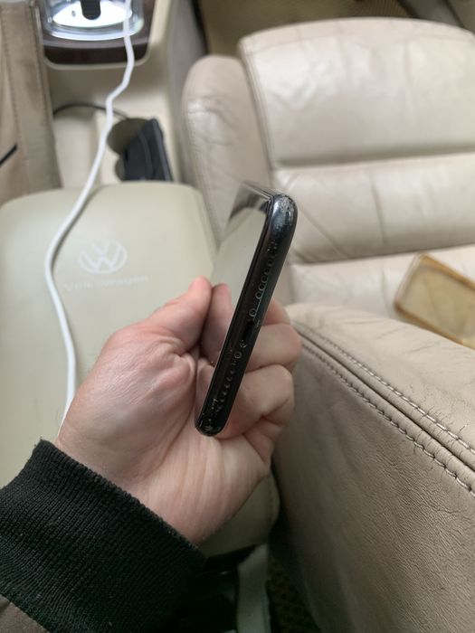 iPhone XR 64gb 72%