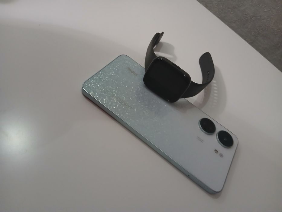 Продам телефон Редми 13С+смарт часы