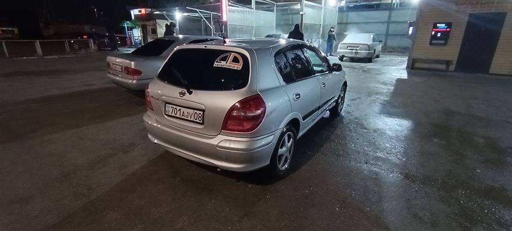 Ниссан альмера 2000г.в объём  1.8 АКПП
