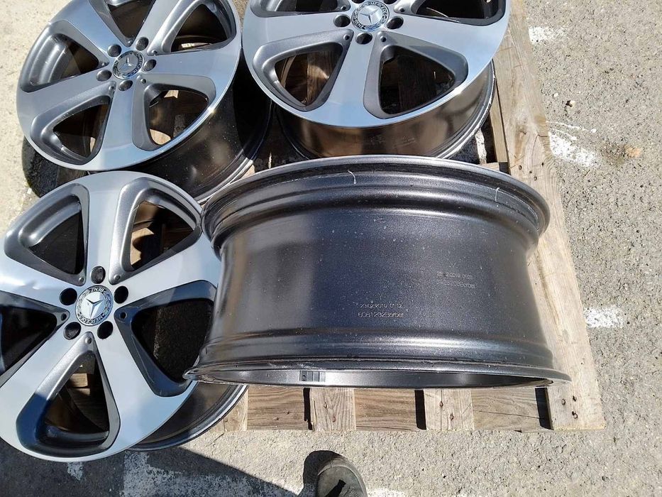 19 цола 5 х 112 мм Мерцедес Е / Ге Ел Це и други - 8 инча / ЕТ 38