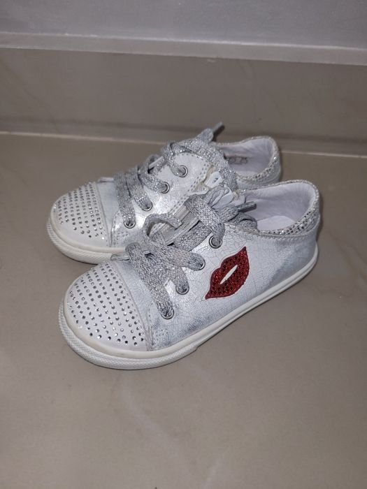 Детски спортни кецове обувки