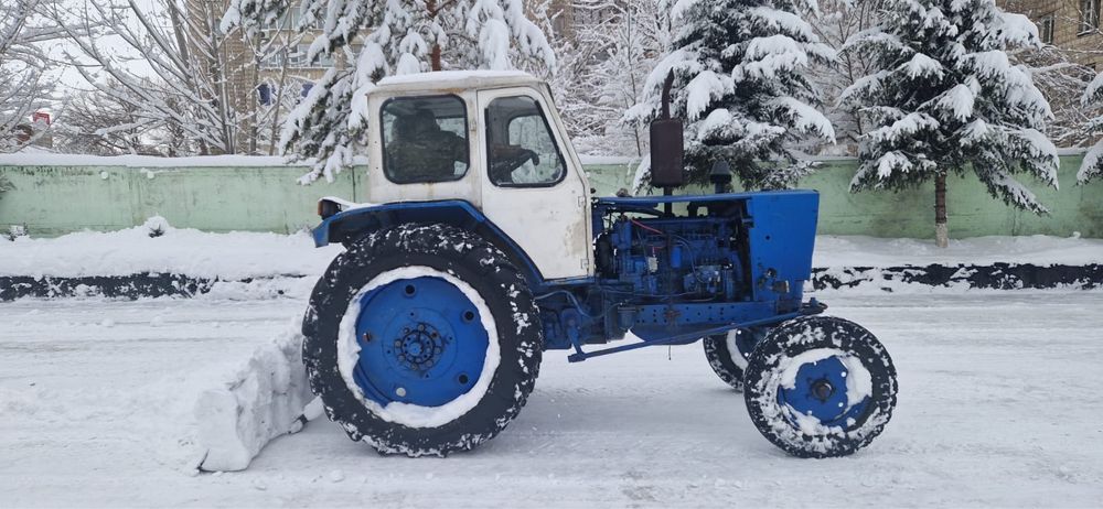 Продам трактор Юмз