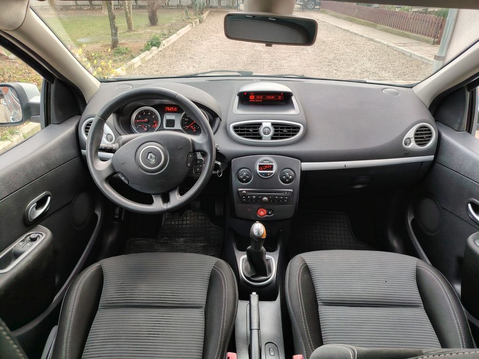 Renault Clio 1.2benzina Euro5 an 2012 Climatronic Tempomat