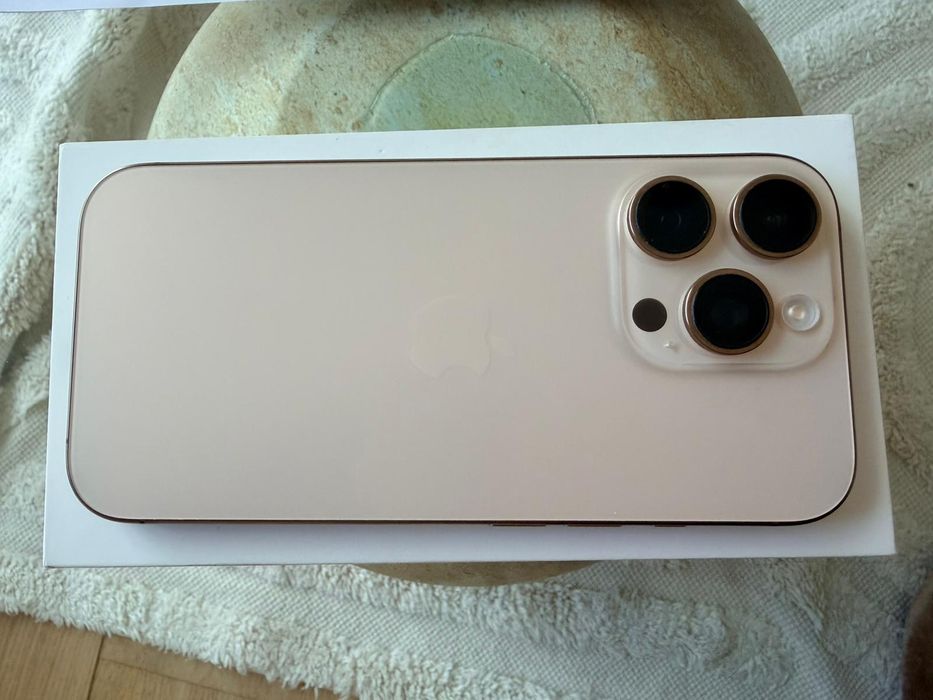 Iphone 16 pro 128 GB в гаранция