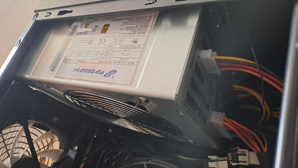 Sursa PC modulara FSP1200W, 80+Gold, Eff.90%, Active PFC, ATX12V v.2.4