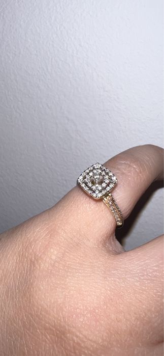 Бриллиантовое кольцо