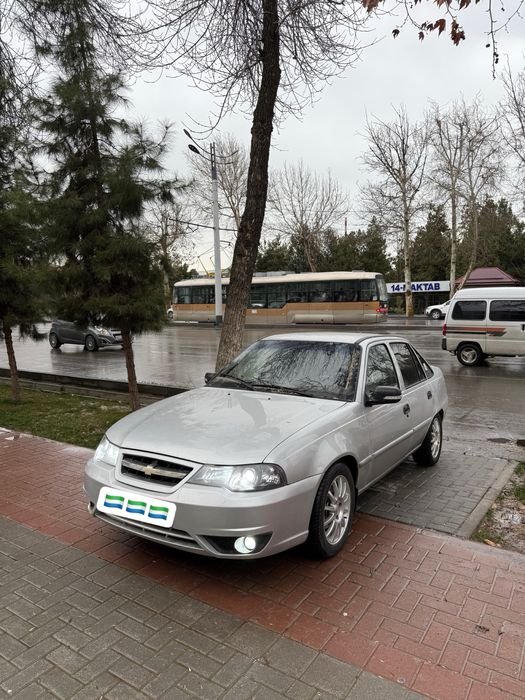 Nexia 2 ideal holatda