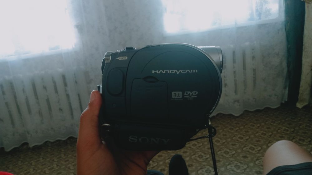 Sony Handycam DCR-DVD109E видеокамера