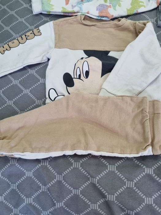 Lot 9 compleuri bebe,mar 80 ,in stare buna si f buna