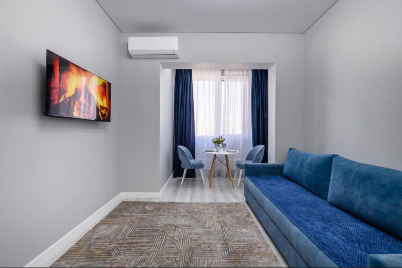 Сдается 3 х комнатная кв левый берег ЭКСПО