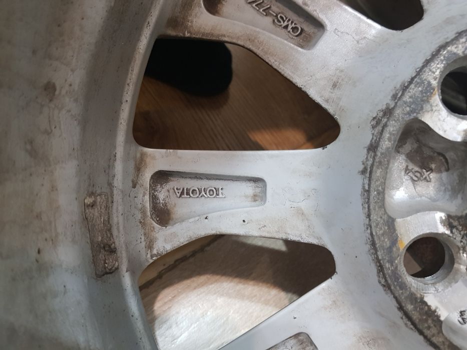 Диск на 16 , от Камри