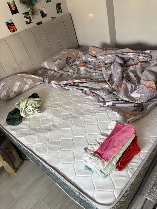 Матрас пружинный 200х200х20