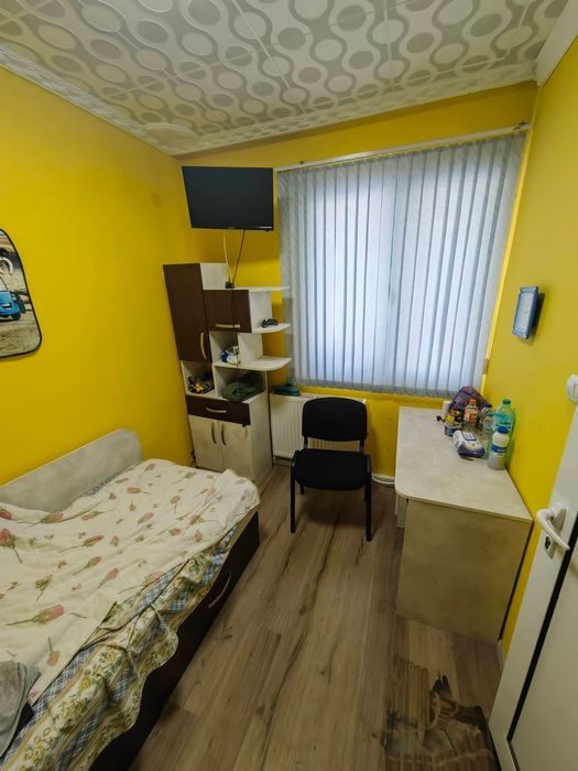 Продава се Етаж от къща в Мездра - 70 кв.м за 875 €/кв.м - Снимка #1