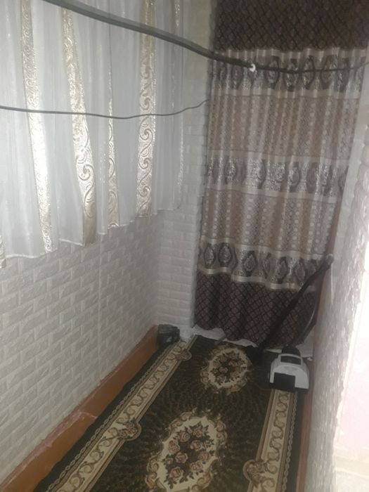 Uy sotiladi Zarafshon shahridan