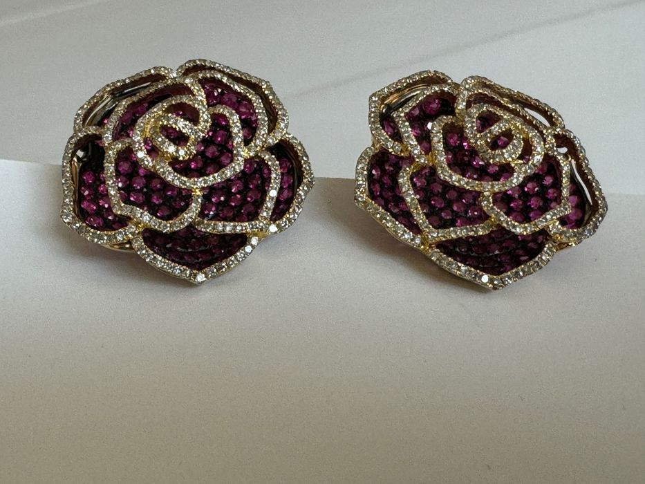 Феноменални 18К Златни Обеци с 4,4К Рубини и 3,2К Диаманти;  ТОП Цена!