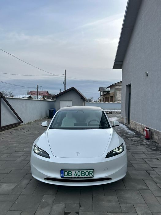 Vand Tesla  Model  3
