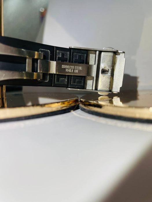 Продам часы свои! Причина продаже лежат без дело (((