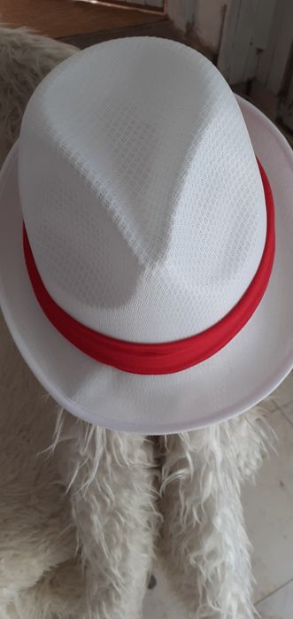 Летни шапки два броя