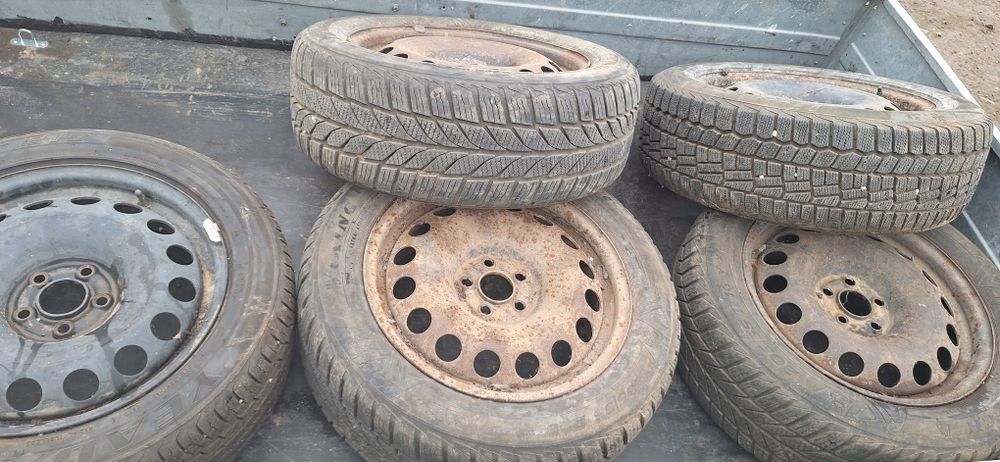 Jante aliaj și Jante tabla